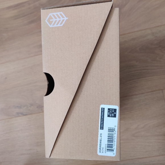 4" nude pointed-toe heels - Picture 7 of 7